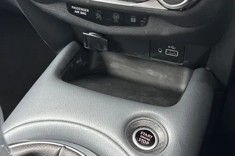 EA69UMU Nissan Juke 1.0 DIG-T Tekna Euro 6 (s/s) 5dr Thumbnail #50