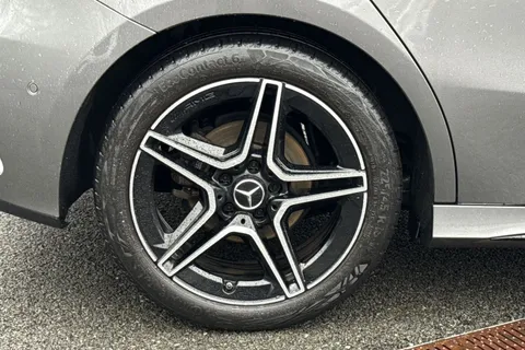 MA22FFZ Mercedes-Benz A Class 1.3 A180 AMG Line Edition (Executive) 7G-DCT Euro 6 (s/s) 5dr Thumbnail #12