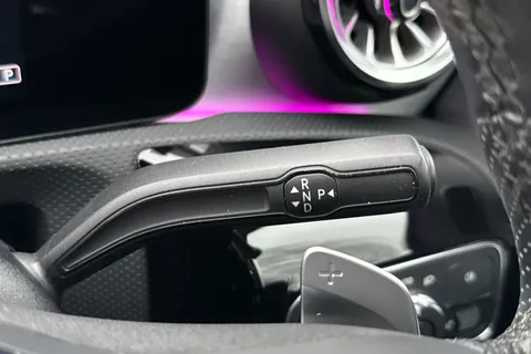 MA22FFZ Mercedes-Benz A Class 1.3 A180 AMG Line Edition (Executive) 7G-DCT Euro 6 (s/s) 5dr Thumbnail #24