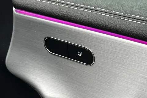 MA22FFZ Mercedes-Benz A Class 1.3 A180 AMG Line Edition (Executive) 7G-DCT Euro 6 (s/s) 5dr Thumbnail #32