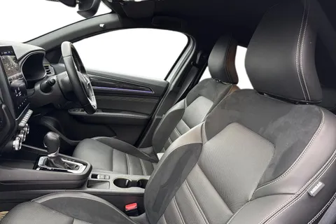 BK72ZXM Renault Arkana 1.6 E-TECH E-Tech engineered Auto 2WD Euro 6 (s/s) 5dr Thumbnail #12