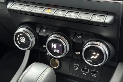 BK72ZXM Renault Arkana 1.6 E-TECH E-Tech engineered Auto 2WD Euro 6 (s/s) 5dr Thumbnail #20