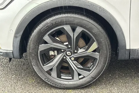 BK72ZXM Renault Arkana 1.6 E-TECH E-Tech engineered Auto 2WD Euro 6 (s/s) 5dr Thumbnail #25