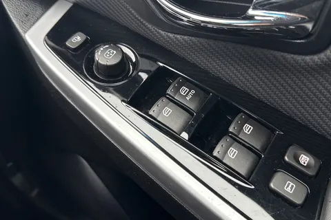 33 of 54 for Ssangyong Korando 2.2D ELX 4WD Euro 6 5dr