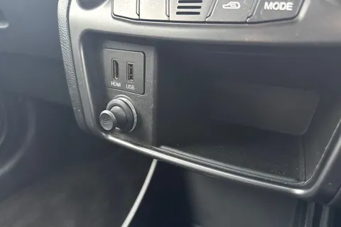 34 of 54 for Ssangyong Korando 2.2D ELX 4WD Euro 6 5dr