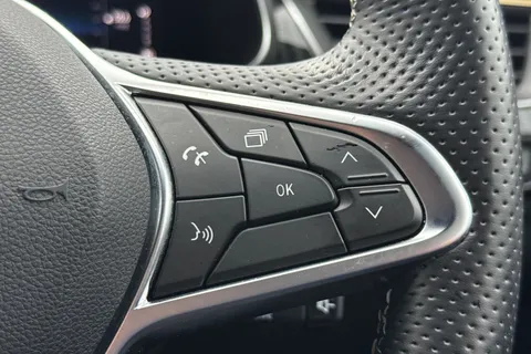 BK72ZXM Renault Arkana 1.6 E-TECH E-Tech engineered Auto 2WD Euro 6 (s/s) 5dr Thumbnail #43