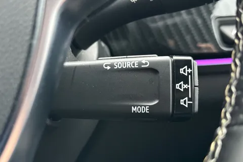 BK72ZXM Renault Arkana 1.6 E-TECH E-Tech engineered Auto 2WD Euro 6 (s/s) 5dr Thumbnail #44