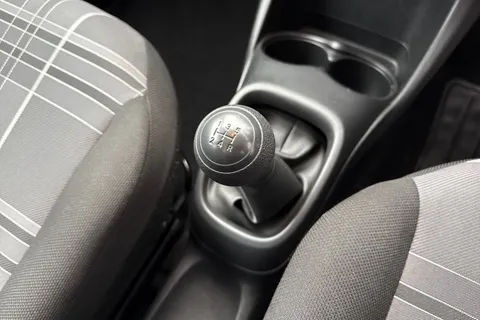 23 of 64 for PEUGEOT 108 1.0 Active Euro 6 5dr