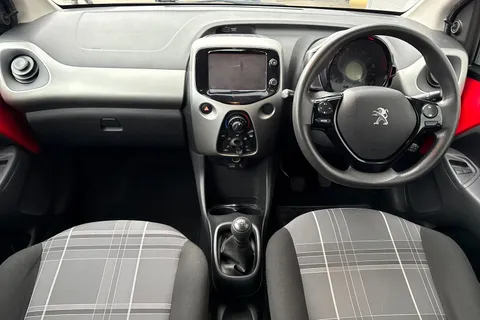 39 of 64 for PEUGEOT 108 1.0 Active Euro 6 5dr