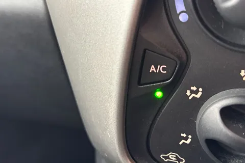 46 of 64 for PEUGEOT 108 1.0 Active Euro 6 5dr