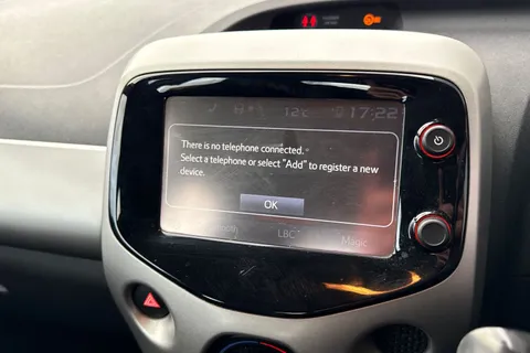 50 of 64 for PEUGEOT 108 1.0 Active Euro 6 5dr