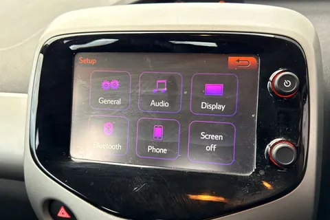 52 of 64 for PEUGEOT 108 1.0 Active Euro 6 5dr