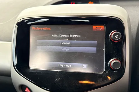 53 of 64 for PEUGEOT 108 1.0 Active Euro 6 5dr