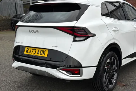 RJ73AOK Kia Sportage 1.6 T-GDi MHEV GT-Line DCT Euro 6 (s/s) 5dr Thumbnail #11