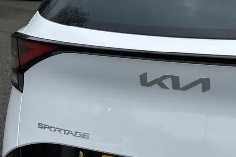 RJ73AOK Kia Sportage 1.6 T-GDi MHEV GT-Line DCT Euro 6 (s/s) 5dr Thumbnail #34