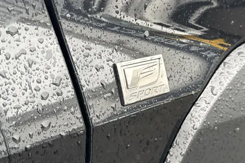 KP23VZJ Lexus Ux 2.0 250h F Sport Design E-CVT Euro 6 (s/s) 5dr Thumbnail #29