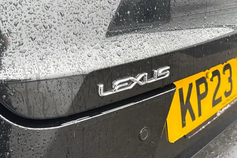 KP23VZJ Lexus Ux 2.0 250h F Sport Design E-CVT Euro 6 (s/s) 5dr Thumbnail #32