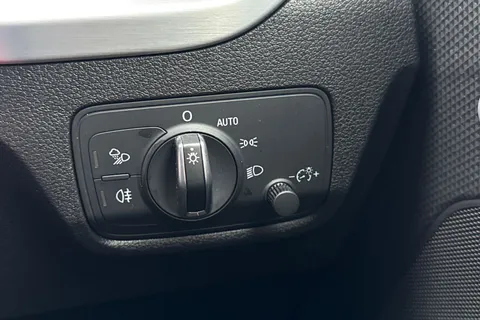 CY21BCZ Audi Q2 1.5 TFSI CoD 35 S line S Tronic Euro 6 (s/s) 5dr Thumbnail #46