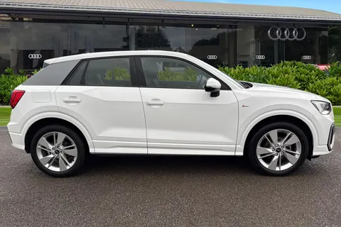 3 of 51 for Audi Q2 S line 30 TFSI 110 PS 6-speed