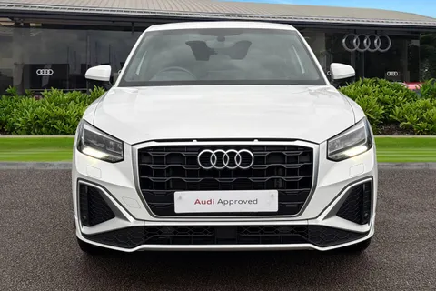 6 of 51 for Audi Q2 S line 30 TFSI 110 PS 6-speed