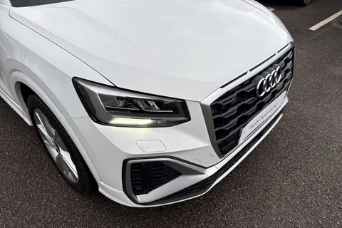 9 of 51 for Audi Q2 S line 30 TFSI 110 PS 6-speed