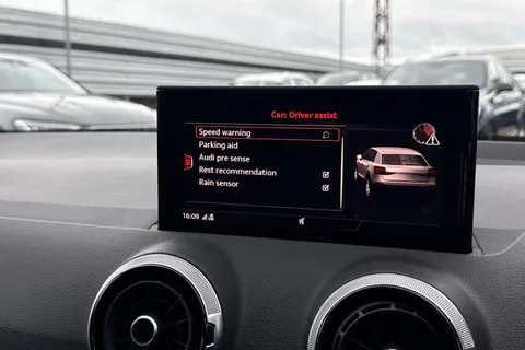 34 of 51 for Audi Q2 S line 30 TFSI 110 PS 6-speed