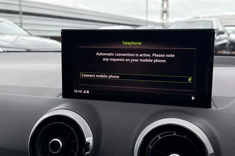 39 of 51 for Audi Q2 S line 30 TFSI 110 PS 6-speed