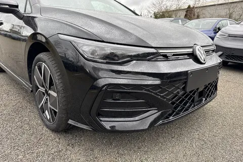  Volkswagen Golf 1.5 eTSI MHEV Black Edition DSG Euro 6 (s/s) 5dr Thumbnail #9