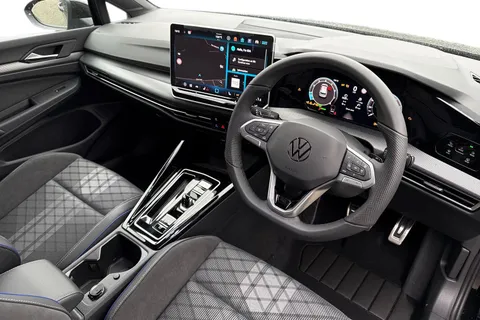  Volkswagen Golf 1.5 eTSI MHEV Black Edition DSG Euro 6 (s/s) 5dr Thumbnail #14