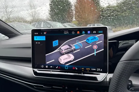  Volkswagen Golf 1.5 eTSI MHEV Black Edition DSG Euro 6 (s/s) 5dr Thumbnail #40