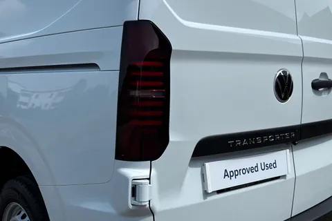 PK25KKW Volkswagen Transporter 2.0 TDI 150 Commerce Plus Van Thumbnail #7