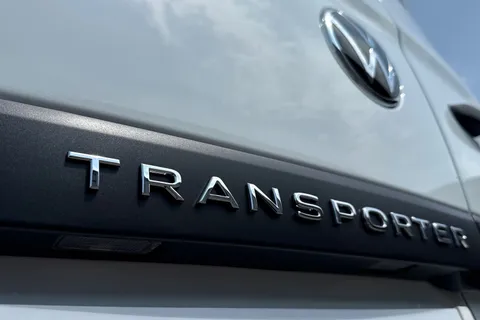 PK25KKW Volkswagen Transporter 2.0 TDI 150 Commerce Plus Van Thumbnail #27