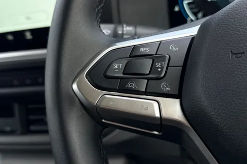 PK25KKW Volkswagen Transporter 2.0 TDI 150 Commerce Plus Van Thumbnail #31