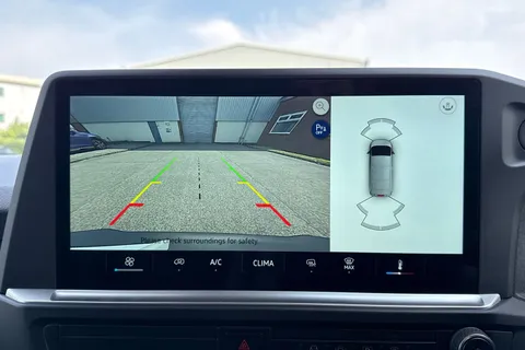 PK25KKW Volkswagen Transporter 2.0 TDI 150 Commerce Plus Van Thumbnail #37