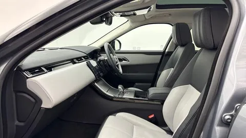 KW74XJL Land Rover Range Rover Velar 2.0 D200 Dynamic HSE 5dr Thumbnail #3