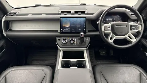 KK24LFB Land Rover Defender 90 3.0 D250 X-Dynamic HSE 3dr Thumbnail #10