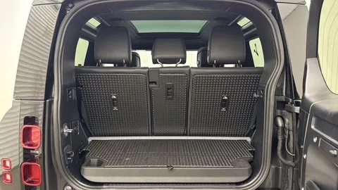 KK24LFB Land Rover Defender 90 3.0 D250 X-Dynamic HSE 3dr Thumbnail #11