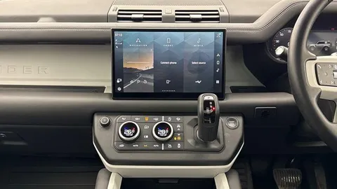 KK24LFB Land Rover Defender 90 3.0 D250 X-Dynamic HSE 3dr Thumbnail #15