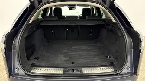 KJ24UTW Land Rover Range Rover Velar 2.0 D200 Dynamic HSE 5dr Thumbnail #11