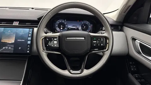 KJ24UTW Land Rover Range Rover Velar 2.0 D200 Dynamic HSE 5dr Thumbnail #16