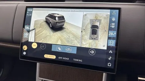 KJ24UPB Land Rover Range Rover 3.0 D300 HSE 5dr Thumbnail #13