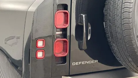 KJ24NVD Land Rover Defender 90 3.0 D250 X-Dynamic HSE 3dr Thumbnail #19