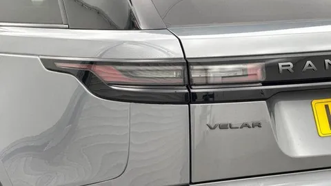 KT73HYW Land Rover Range Rover Velar 2.0 D200 Dynamic SE 5dr Thumbnail #20