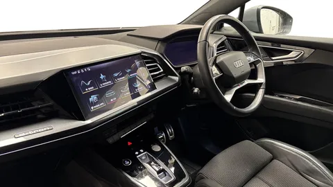 FP72KCZ Audi Q4 e-tron Q4 Sportback S line 40 e-tron 150,00 kW Thumbnail #2