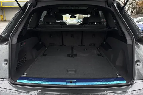  Audi Q7 3.0 TDI V6 Black Edition Tiptronic quattro Euro 6 (s/s) 5dr Thumbnail #7