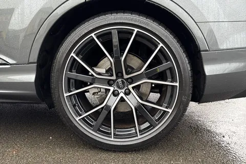  Audi Q7 3.0 TDI V6 Black Edition Tiptronic quattro Euro 6 (s/s) 5dr Thumbnail #12
