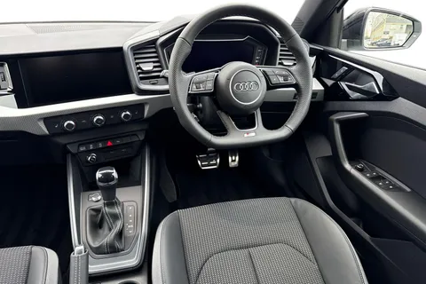  Audi A1 1.0 TFSI 30 Black Edition Sportback S Tronic Euro 6 (s/s) 5dr Thumbnail #18