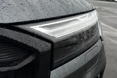  Audi Q7 3.0 TDI V6 Black Edition Tiptronic quattro Euro 6 (s/s) 5dr Thumbnail #25