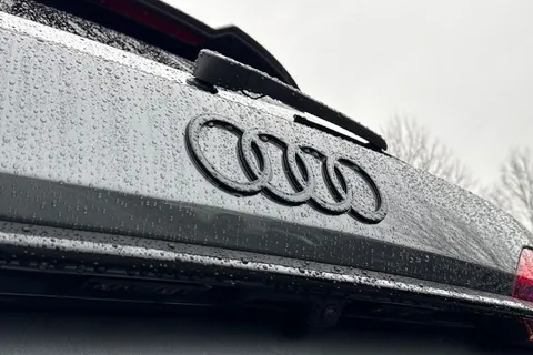  Audi Q7 3.0 TDI V6 Black Edition Tiptronic quattro Euro 6 (s/s) 5dr Thumbnail #29
