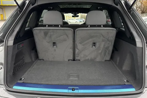 Audi Q7 3.0 TDI V6 Black Edition Tiptronic quattro Euro 6 (s/s) 5dr Thumbnail #35
